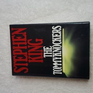 Vintage 1987 Stephen King "The Tommyknockers" Hardcover Book
